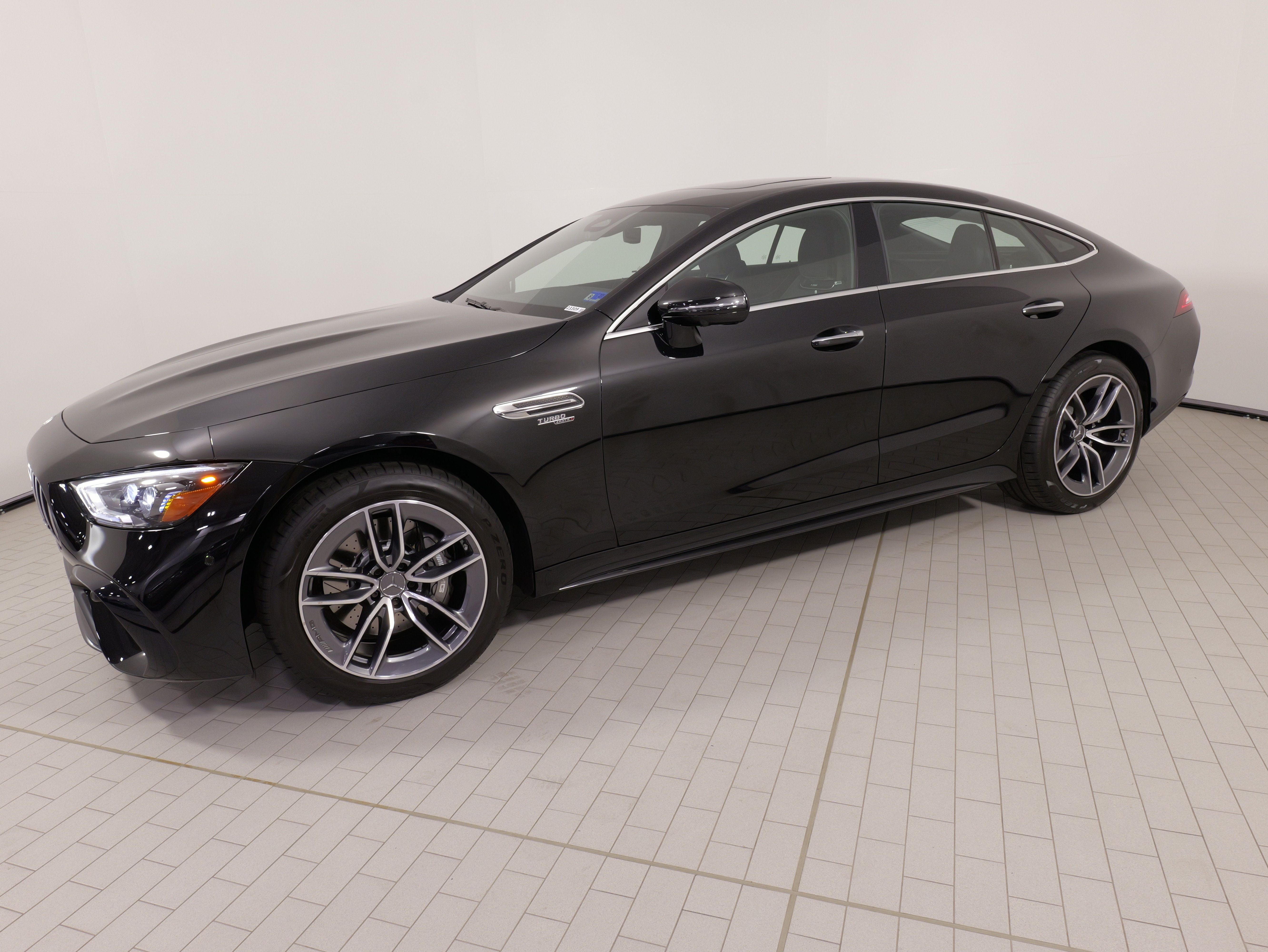 Used 2024 Mercedes-Benz AMG GT 43 image 1