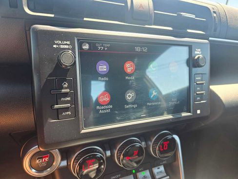 Used 2025 Toyota GR86 Premium w/ ALL Weather Mat Package (TMS) RWD image 22