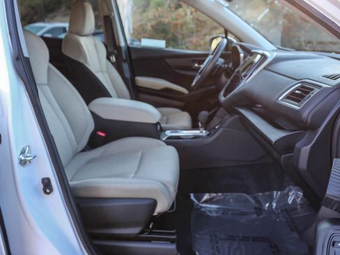 Used 2025 Subaru Ascent Premium image 16