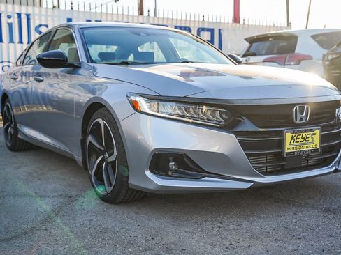 Used 2021 Honda Accord Sport Special Edition image 3