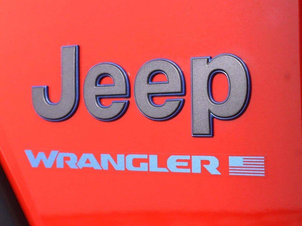 Used 2023 Jeep Wrangler Unlimited Rubicon 4xe w/ Safety Group AWD/4WD image 40