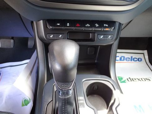 Used 2022 Chevrolet Colorado Z71 AWD/4WD image 13