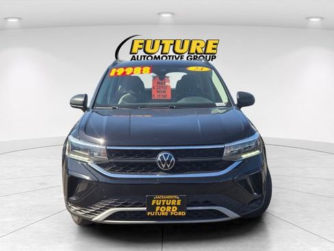 Used 2024 Volkswagen Taos S FWD image 2