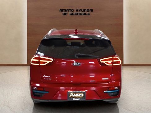 Used 2021 Kia Niro EX Premium w/ Cold Weather Package image 5