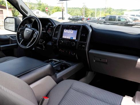 Used 2019 Ford F150 XLT w/ Equipment Group 302A Luxury AWD/4WD image 29