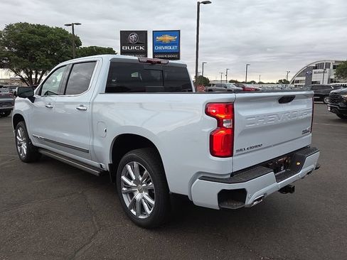 New 2026 Chevrolet Silverado 1500 High Country AWD/4WD image 3