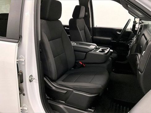 Used 2023 Chevrolet Silverado 2500 Custom image 7