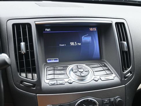 Used 2015 INFINITI Q40 AWD w/ Navigation Package image 11