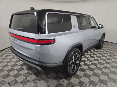 Used 2024 Rivian R1S Adventure AWD/4WD image 5