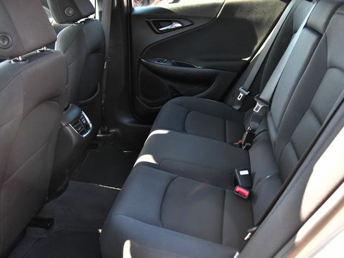 Used 2023 Chevrolet Malibu LT FWD image 33