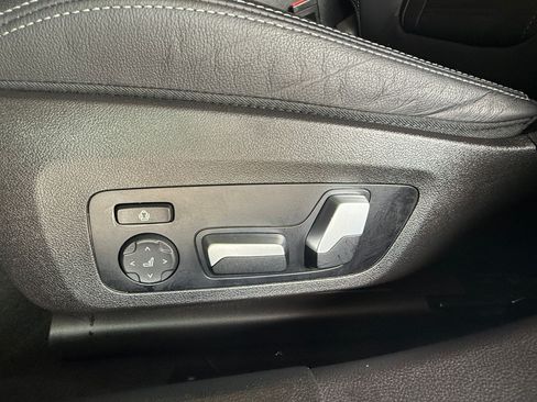 Used 2023 BMW M340i xDrive AWD/4WD image 12