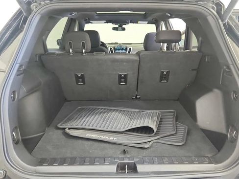 Used 2018 Chevrolet Equinox LT FWD image 19