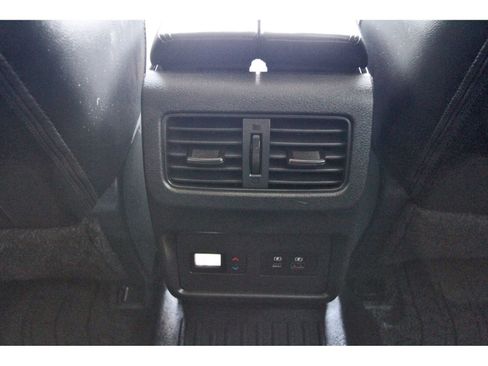 Used 2023 Nissan Rogue SL w/ SL Premium Package image 15