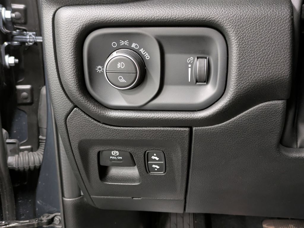 Used 2026 RAM 1500 Big Horn AWD/4WD image 22