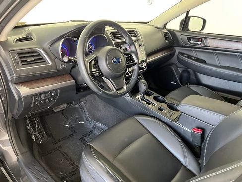 Used 2019 Subaru Outback 2.5i Limited AWD/4WD image 19