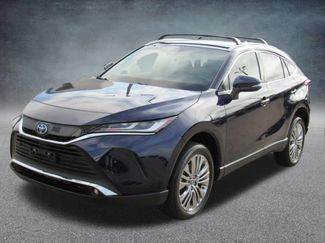 Used 2024 Toyota Venza XLE AWD/4WD video 2