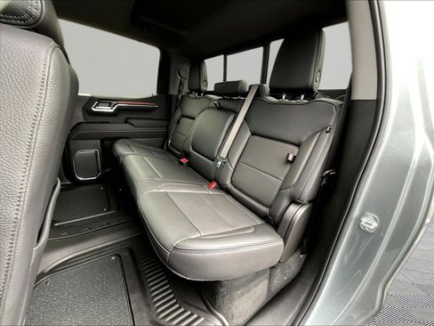 New 2026 GMC Sierra 1500 Denali w/ Denali Reserve Package AWD/4WD image 18