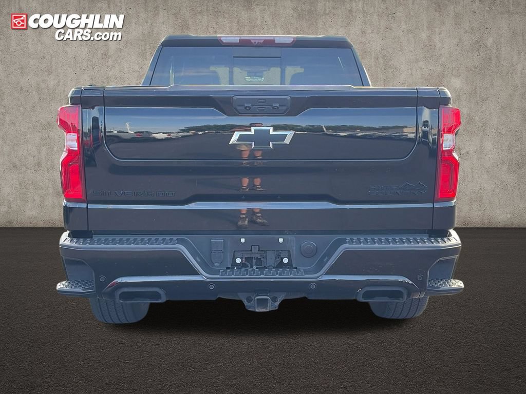 Used 2025 Chevrolet Silverado 1500 High Country w/ High Country Premium Package AWD/4WD image 7