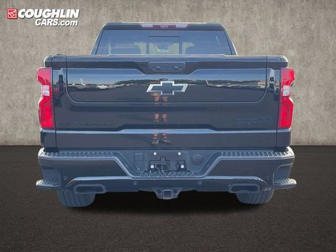 Used 2025 Chevrolet Silverado 1500 High Country w/ High Country Premium Package AWD/4WD image 7
