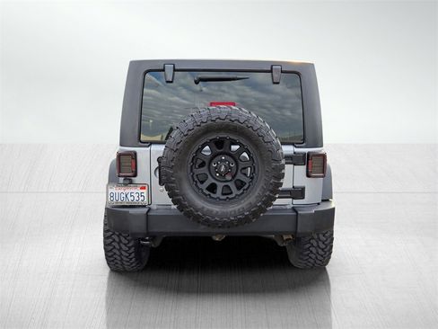 Used 2018 Jeep Wrangler Unlimited Sport S image 5
