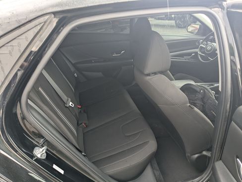 Used 2023 Hyundai Elantra SEL w/ Convenience Package FWD image 33