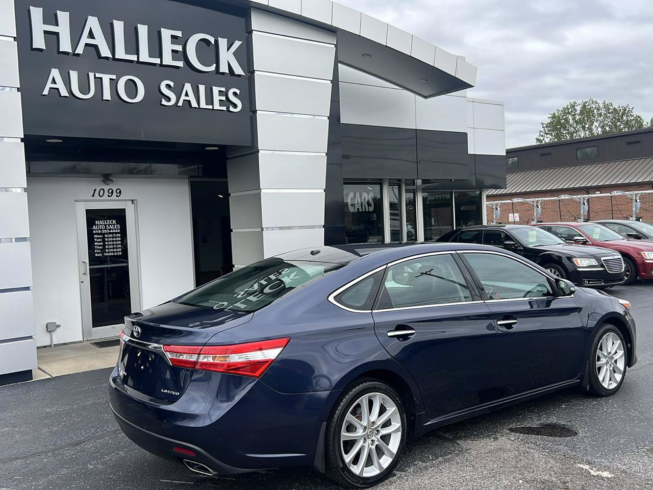 Used 2014 Toyota Avalon Limited FWD image 6
