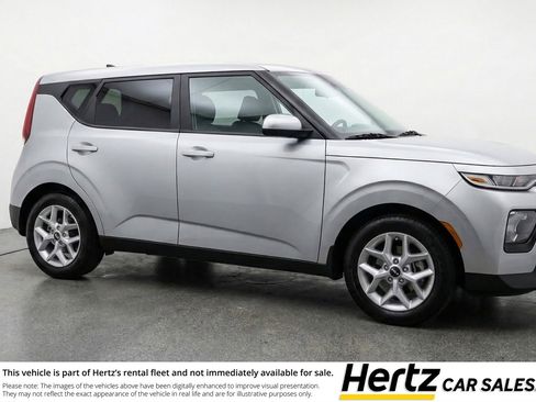 Used 2025 Kia Soul LX w/ LX Technology Package image 1