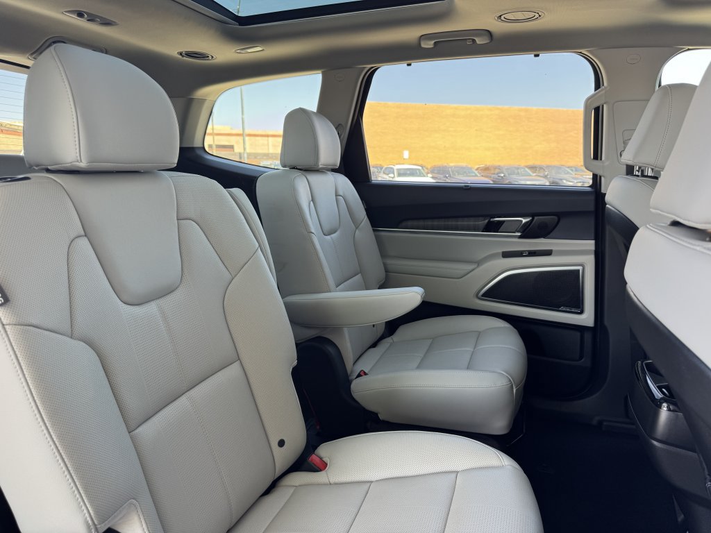 Used 2024 Kia Telluride SX AWD/4WD image 44
