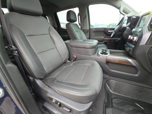 Used 2019 GMC Sierra 1500 SLT w/ SLT Premium Plus Package AWD/4WD image 30