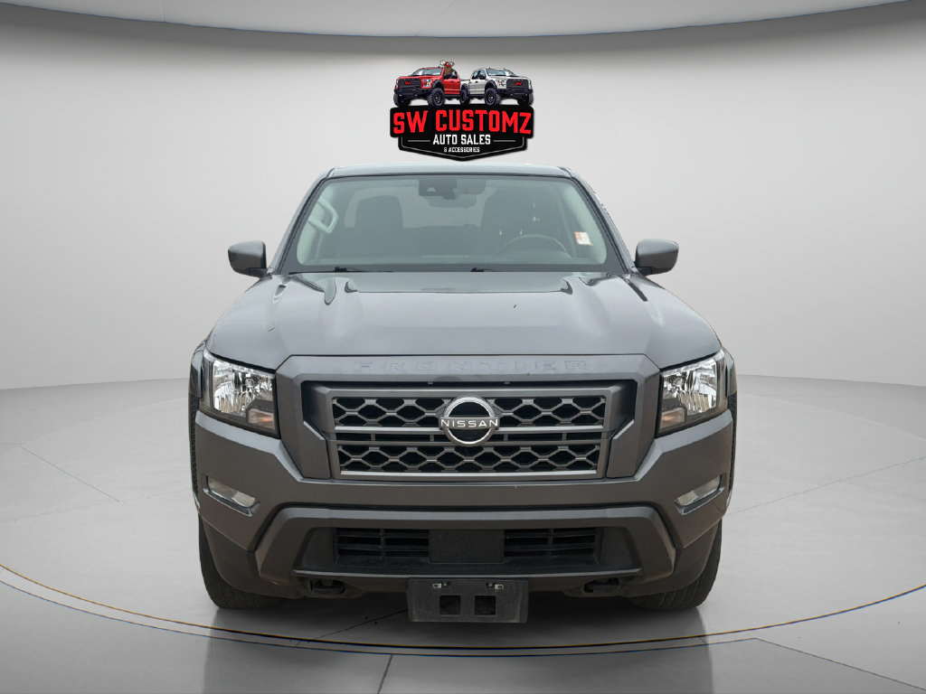 Used 2024 Nissan Frontier SV w/ SV Convenience Package AWD/4WD image 2