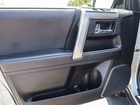 Certified 2019 Toyota 4Runner SR5 w/ Convenience Package RWD image 20