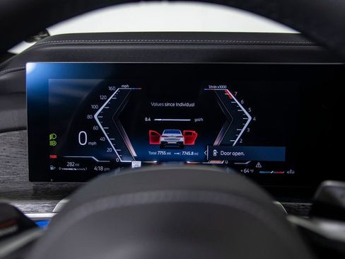 Used 2025 BMW 740i 740i w/ Premium Package image 25