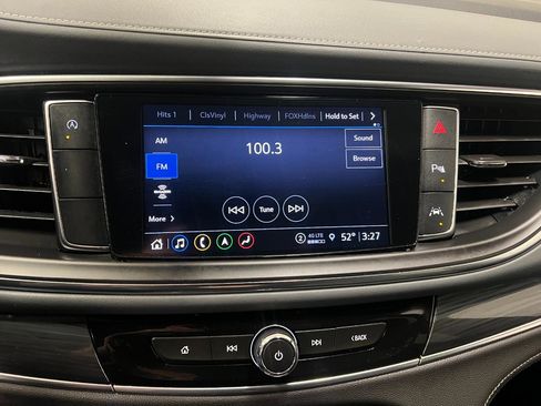 Used 2024 Buick Enclave Premium image 47