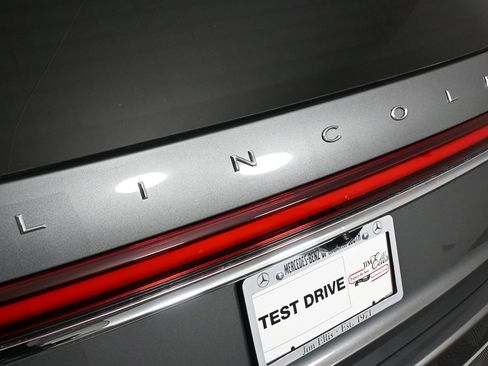 Used 2023 Lincoln Aviator Reserve w/ Elements Package Plus image 28