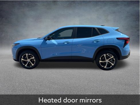 Used 2024 Chevrolet Trax RS w/ Driver Confidence Package FWD image 5