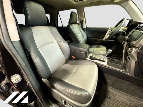 Used 2023 Toyota 4Runner SR5 Premium w/ Moonroof Package image 28