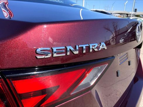 Used 2025 Nissan Sentra SV image 32