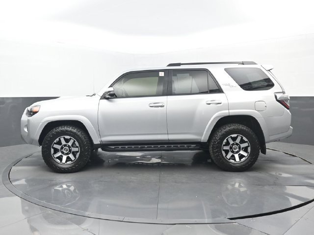 Used 2024 Toyota 4Runner TRD Off-Road Premium w/ Moonroof Package AWD/4WD image 23
