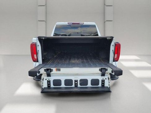 Used 2023 GMC Sierra 1500 SLT w/ SLT Premium Package AWD/4WD image 8