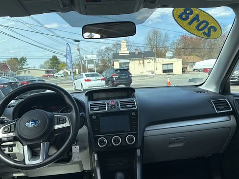 Used 2018 Subaru Forester 2.5i Premium w/ All-Weather Package AWD/4WD image 21