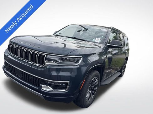Certified 2024 Jeep Wagoneer Series II w/ Flexible Seating Group AWD/4WD image 1