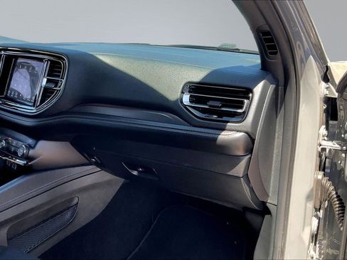 Used 2023 Dodge Durango SXT Launch Edition RWD image 27