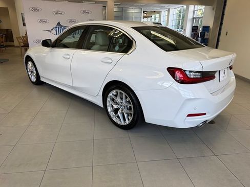 Used 2026 BMW 330i Sedan RWD image 6