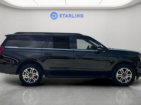 Used 2025 Ford Expedition Max Active RWD image 9