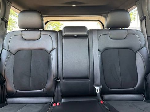 Used 2024 Jeep Grand Cherokee Altitude AWD/4WD image 31