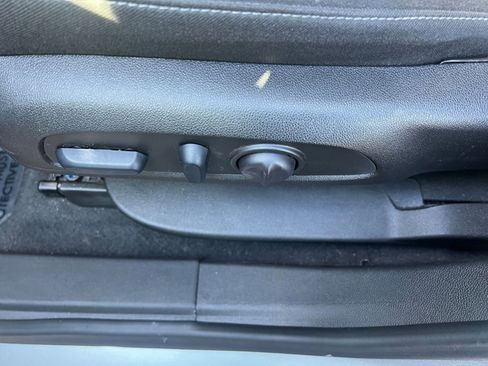 Used 2025 Chevrolet Blazer LT image 22