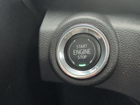 Used 2023 Chevrolet TrailBlazer LT w/ Convenience Package AWD/4WD image 19