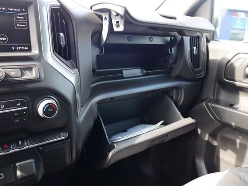 Used 2019 Chevrolet Silverado 1500 Custom w/ Custom Value Package AWD/4WD image 20