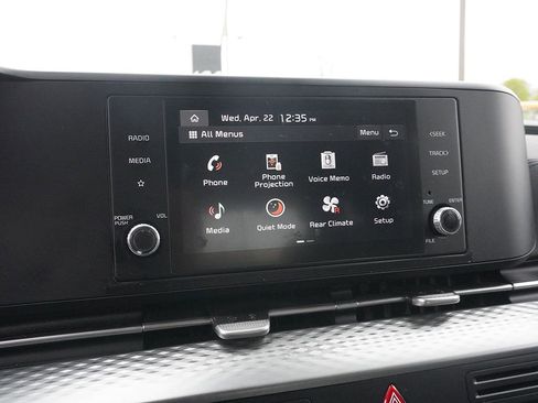 Used 2024 Kia Carnival LX FWD image 43