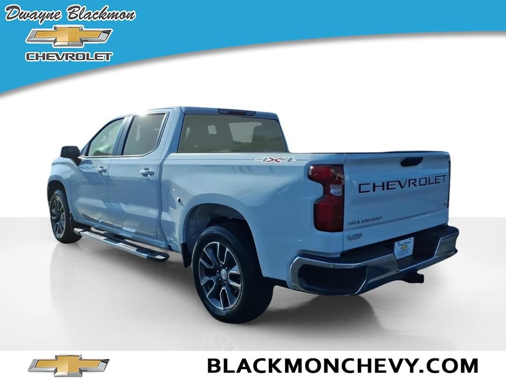 Used 2024 Chevrolet Silverado 1500 LT AWD/4WD image 4